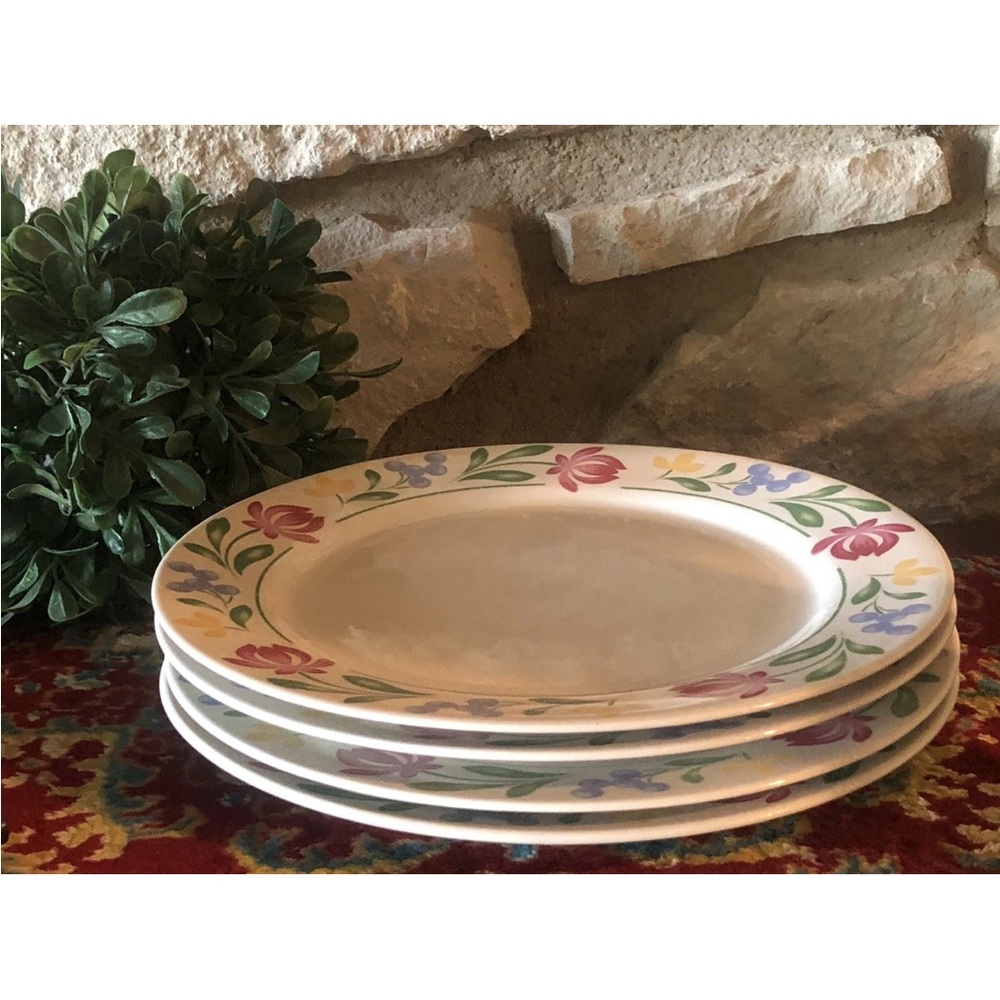 Set of 4 Farberware "Dorchester" Dinner Plates 1995 Floral 10 3/4" - Picture 2 of 5